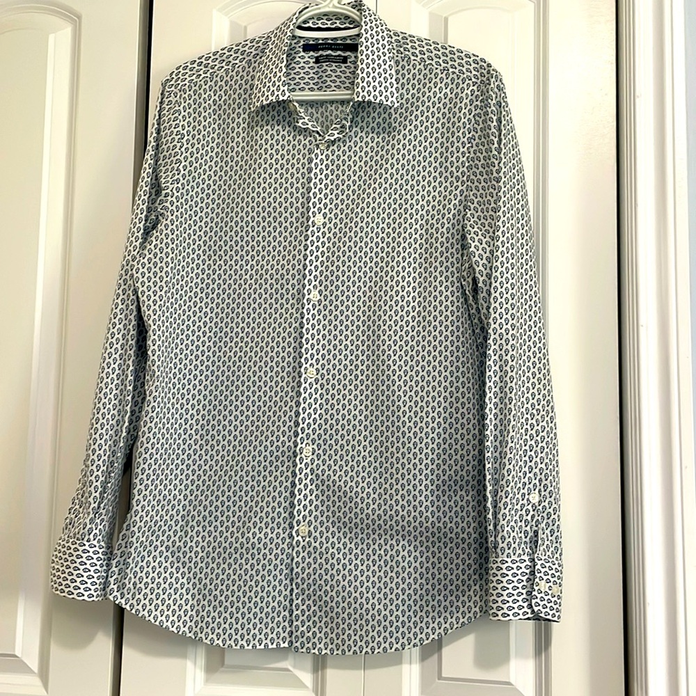 Perry Ellis Slim fit Stretch dress shirt
